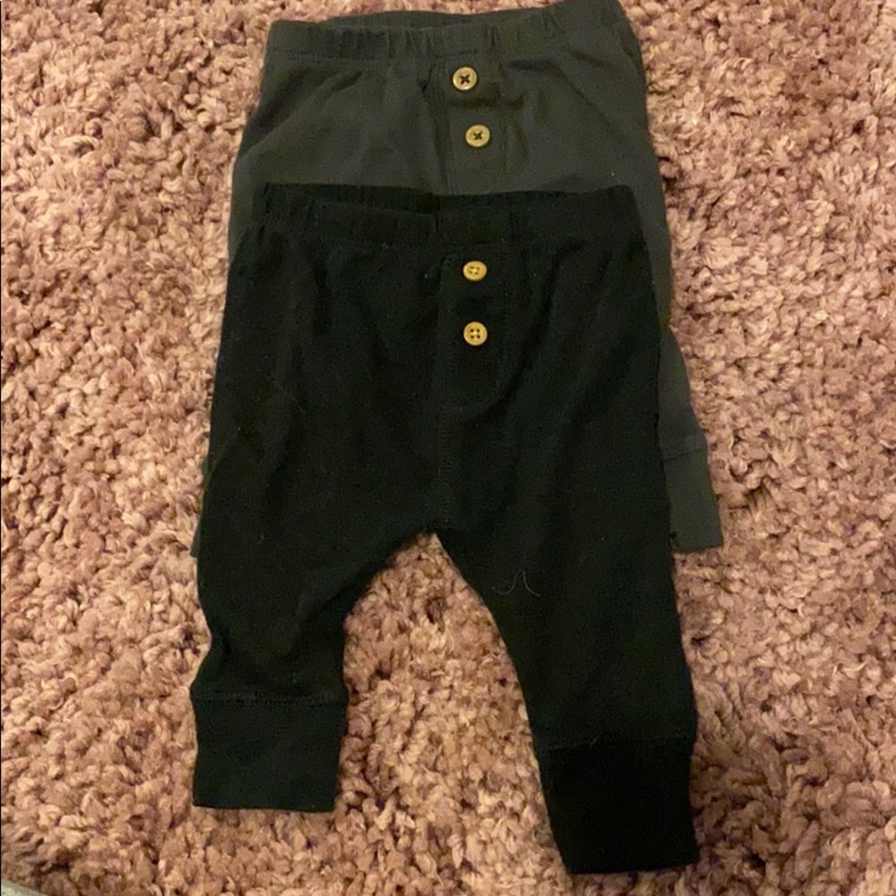 2 pants